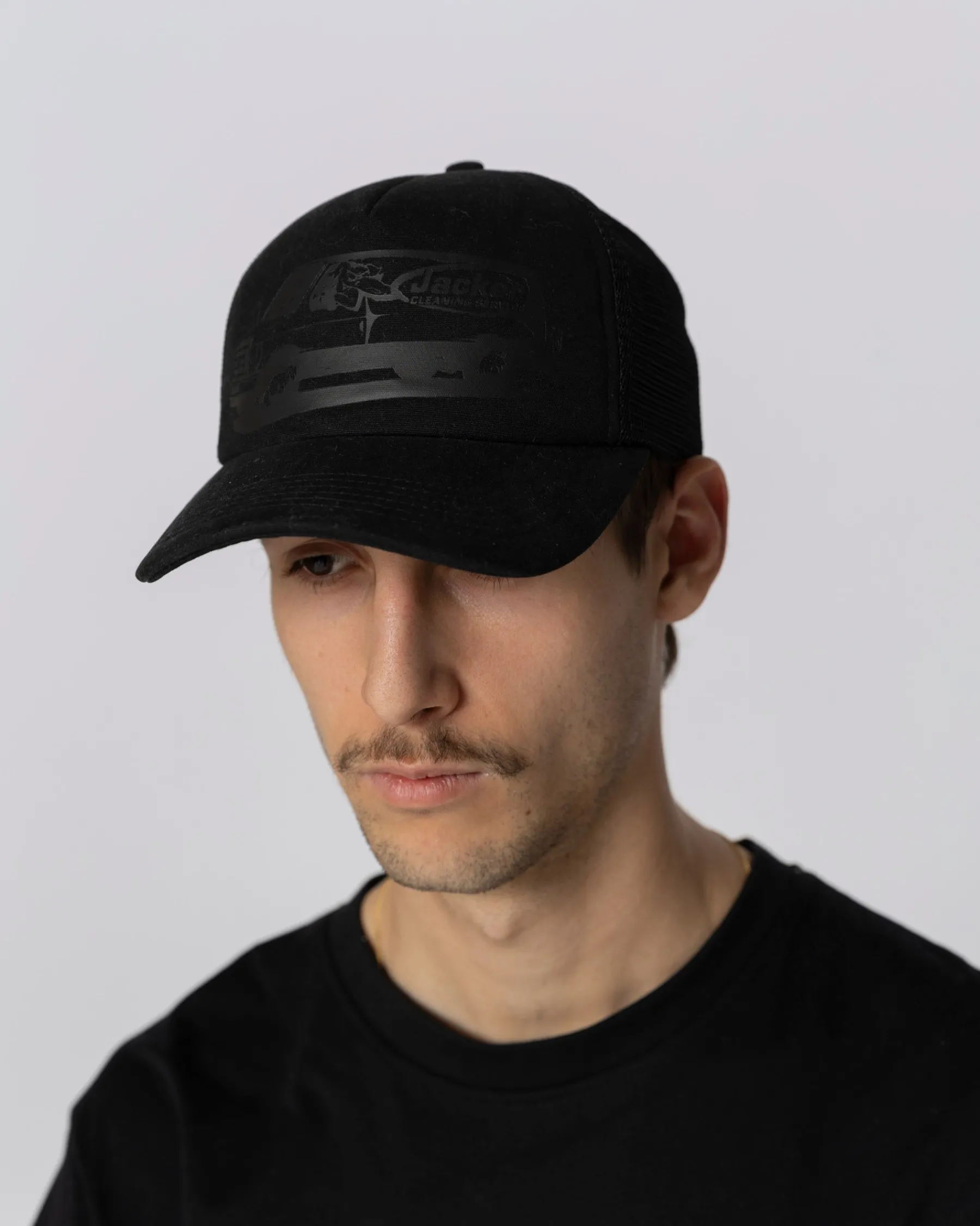 Headwear|JACKER CLEANER TRUCKER CAP - BLACK
